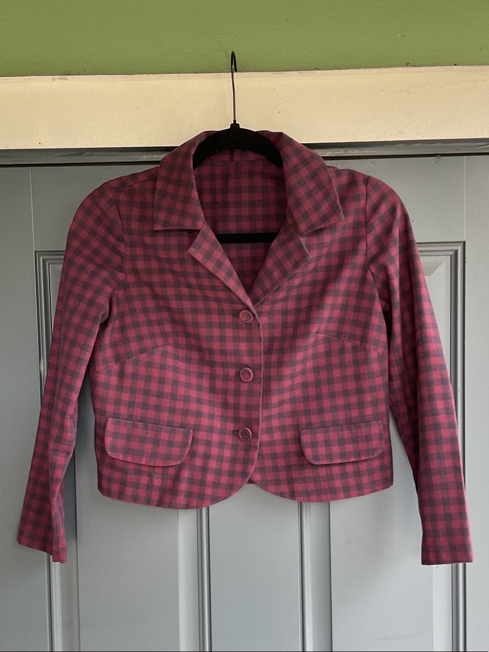 Cropped Plaid Blazer Jacket in Red and Black, Size XS